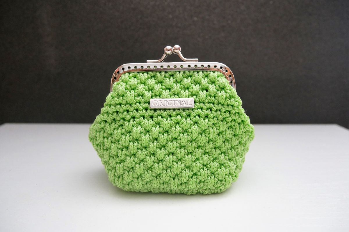 Portmonetka w metalowej ramie 7,5 cm - zielona
