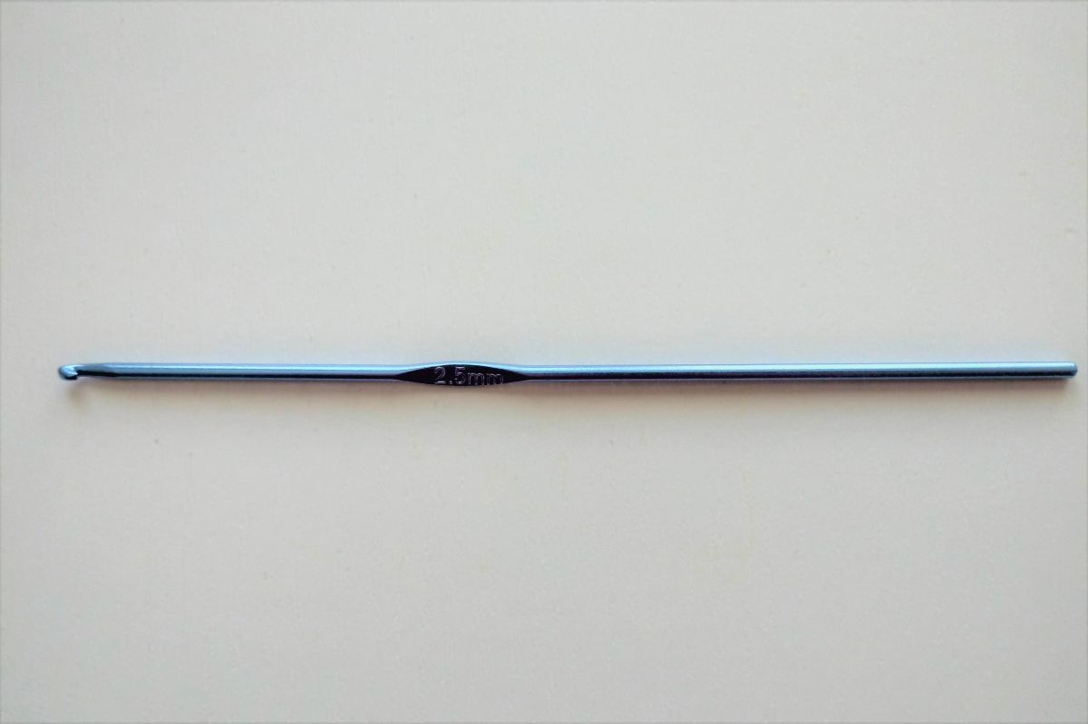 Szydełko metalowe - 2,5mm