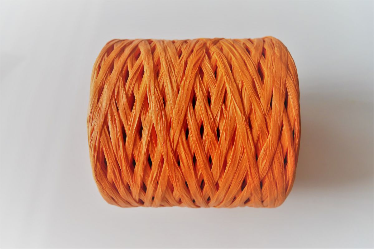 Rafia naturalna 250g - 265m - (pomarańczowa  )