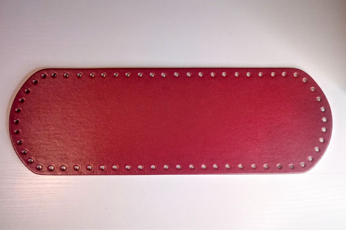 Dno do torebki z eko skóry owalne -12 x 36 cm (czerwone -127 )