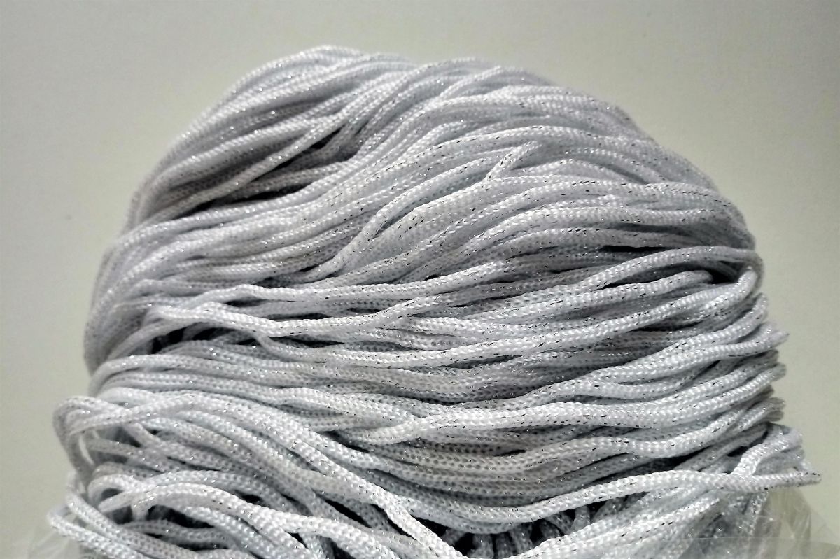 Sznurek do torebek SWAN BLACK GLITTER  500G -  ( Bianco- arg -020  )
