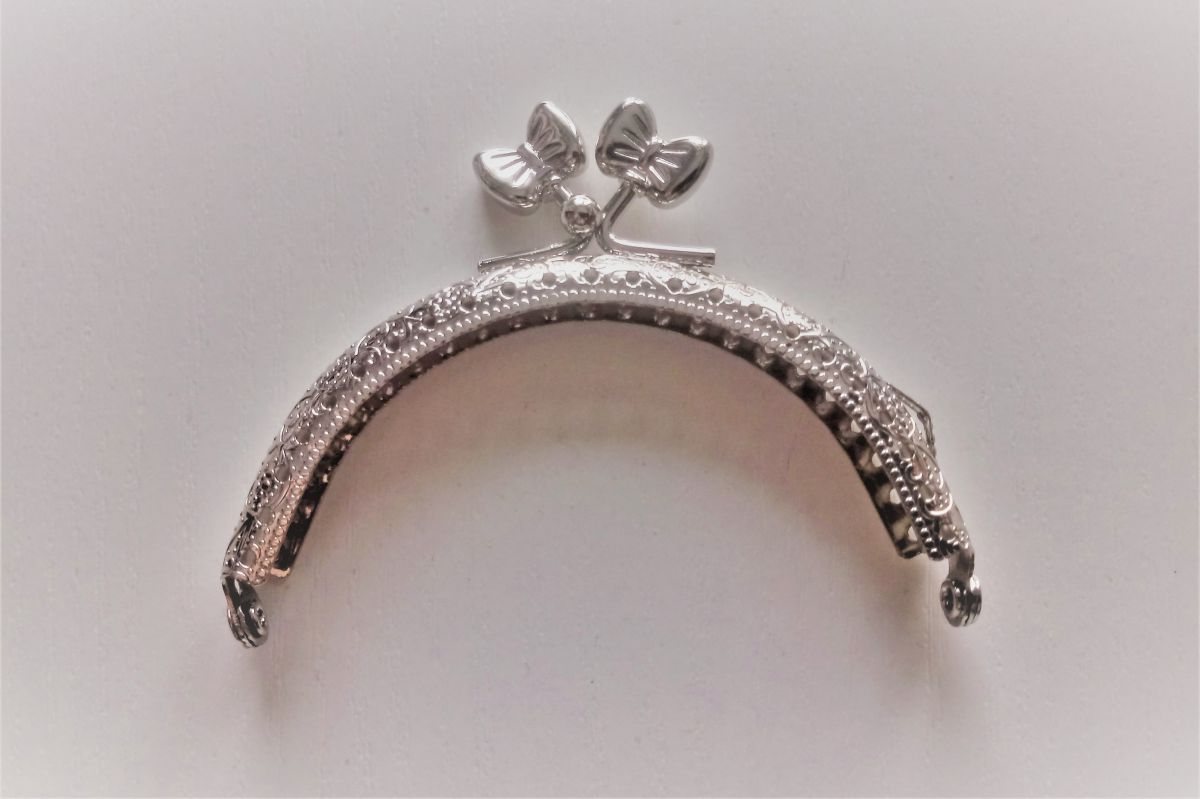 Metalowa ramka - zapięcie  do portmonetki z kokartką - 8,5 cm