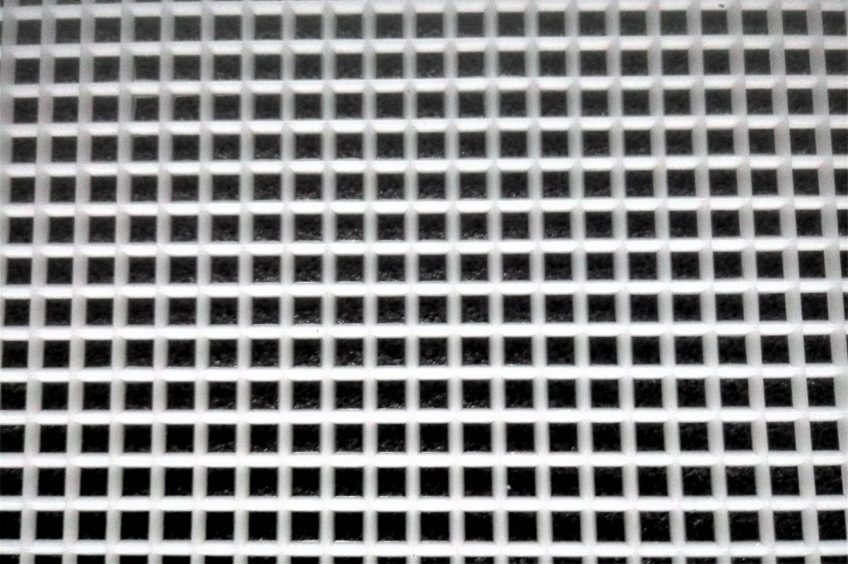 Siatka plastikowa biała - 42 x 60 cm