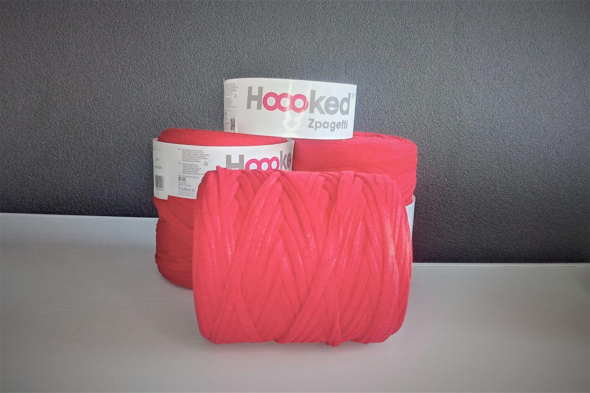 T-shirt Yarn , dzianinowa Hoooked spaghetti   -Czerwona