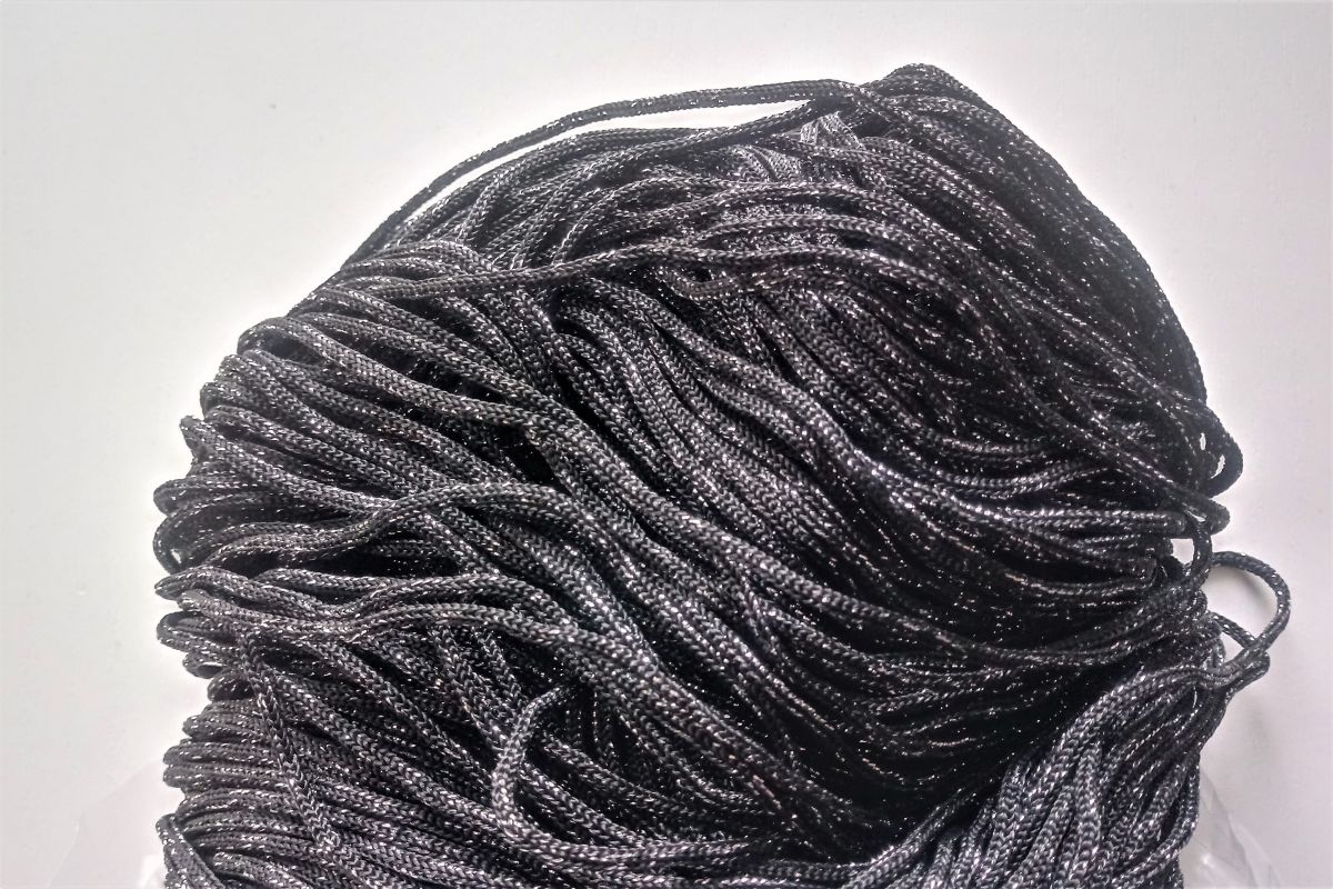 Sznurek do torebek  SWAN BLACK GLITTER  500G -  ( Nero - arg - 055A  )