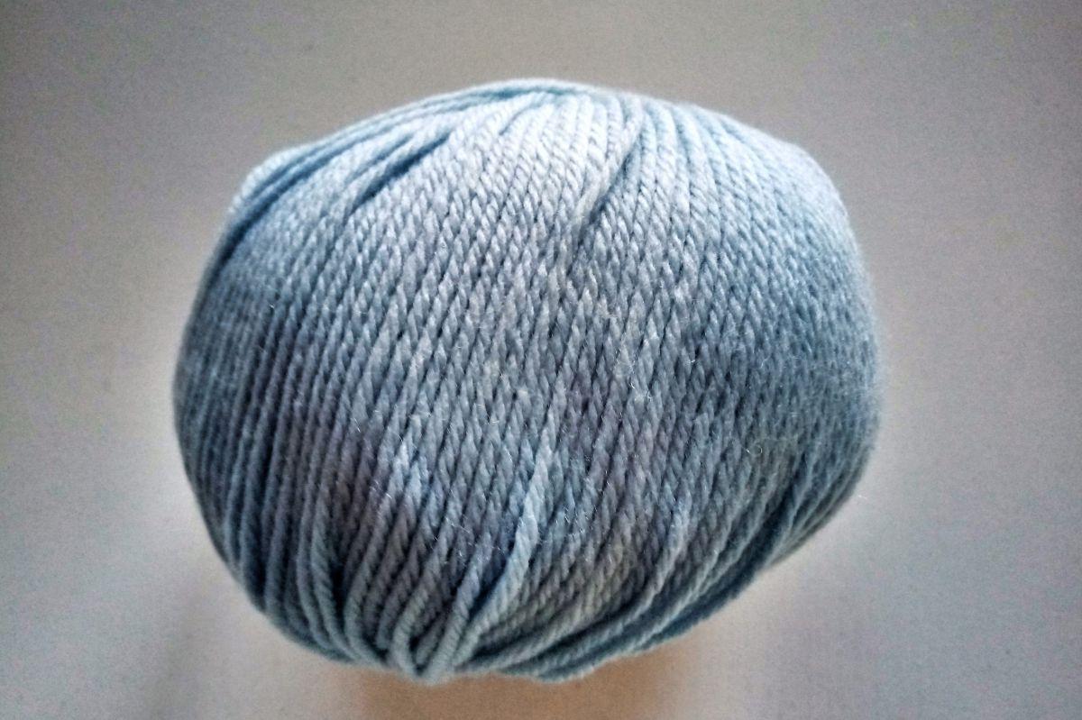 Włóczka, wełna MERINO FINE SUPERWASH -121 (błękitny)