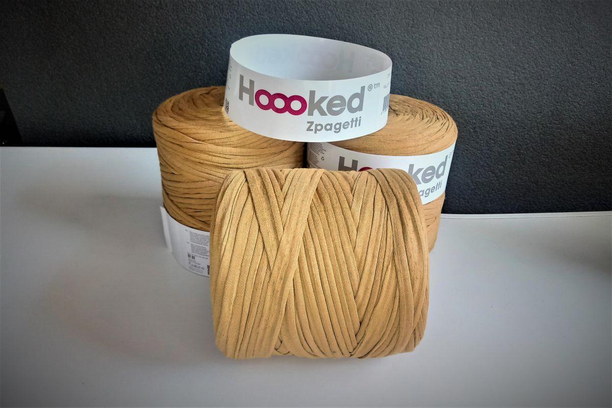 T-shirt Yarn , dzianinowa Hoooked spaghetti     -miodowa