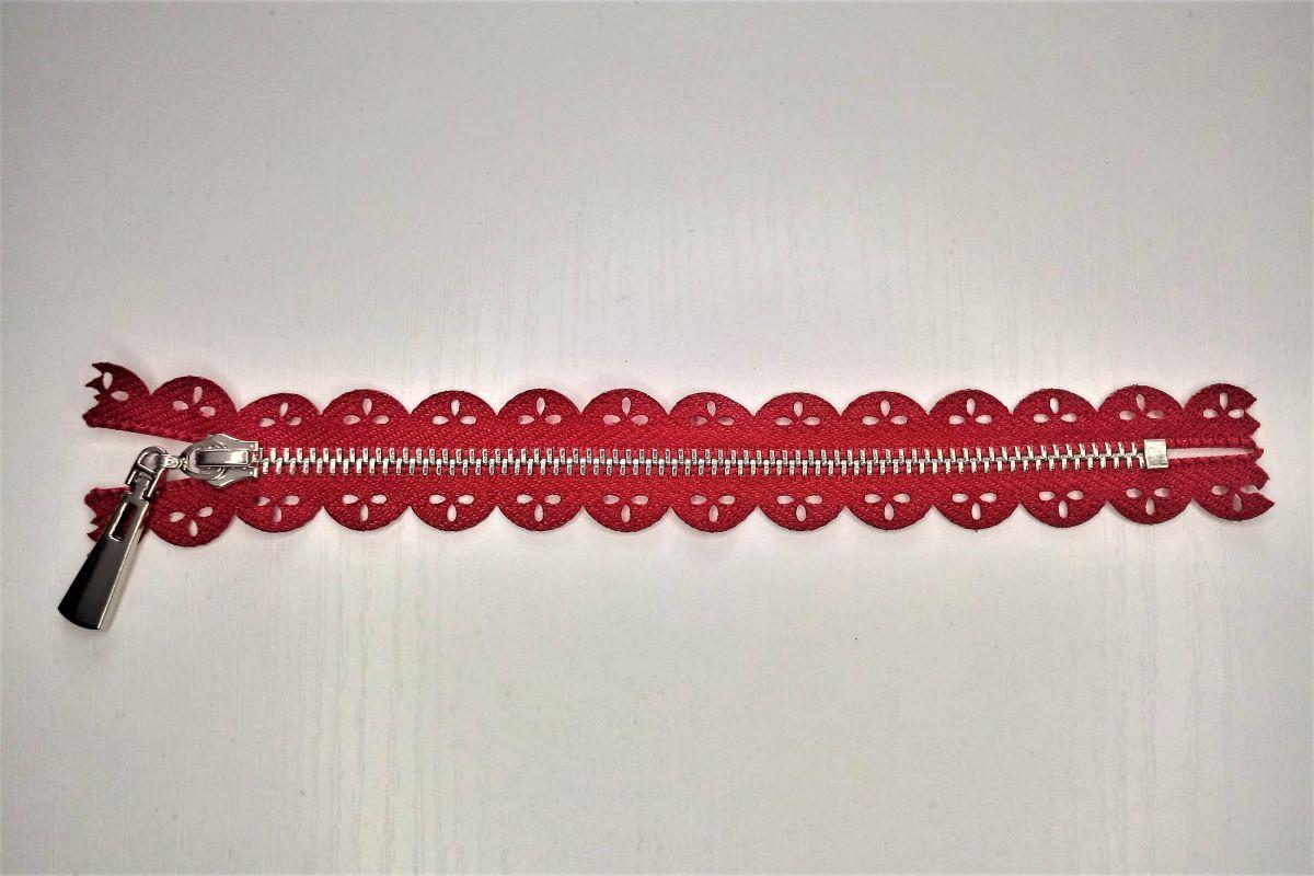 Zamek ażurowy długości 16 cm -(czerwony)