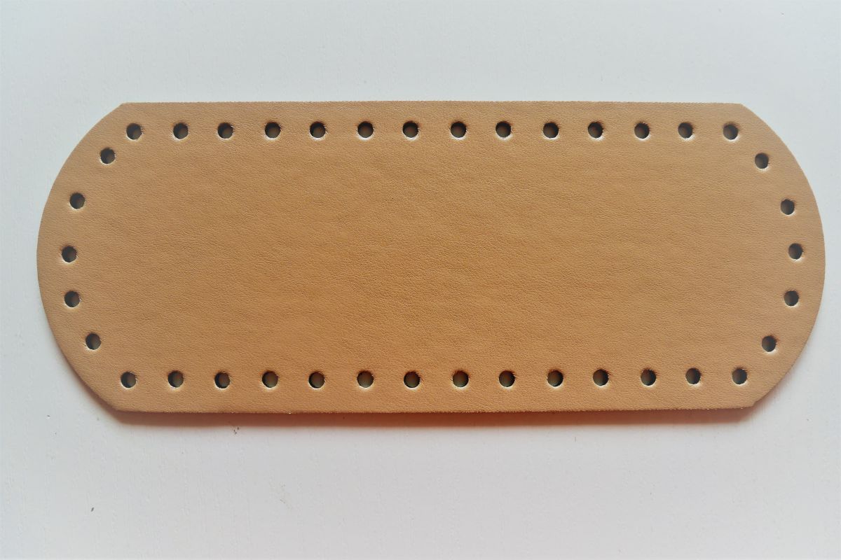 Dno do torebki z eko skóry listonoszki owalne beżowe  - 8x21 cm - 6