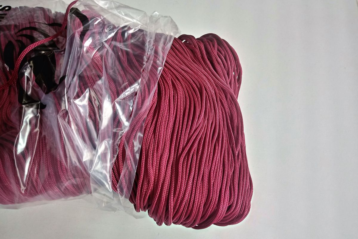 Sznurek do torebek  SWAN BLACK 500G - bordowy (bordeaux - 007 )