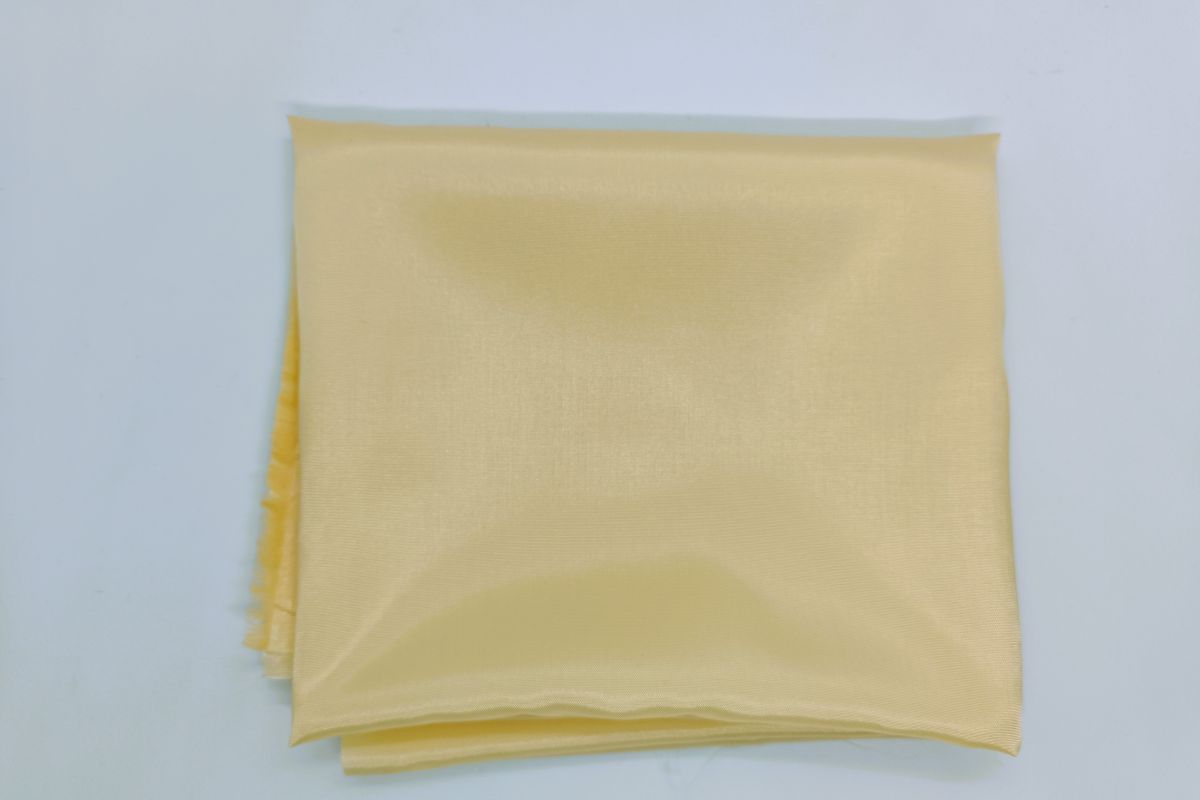 Podszewka morelowa  - kupon 56 x 70  cm
